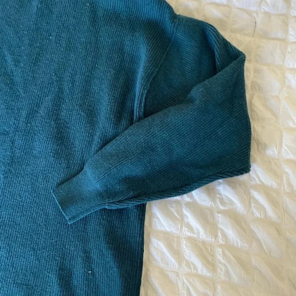 Free People structured ribbed turtleneck sweater in deep jade - Picture 4 of 9